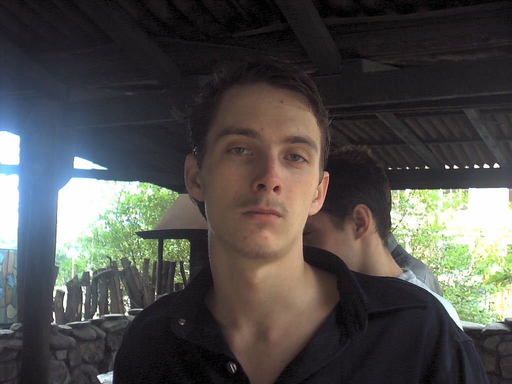 люди фотографируются